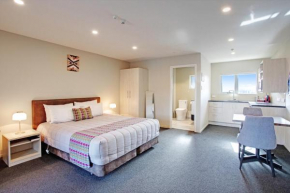 Ellerslie Palms Motel